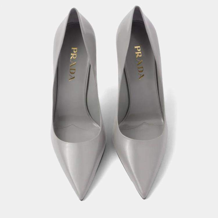 Pre Owned Prada Brushed Leather Pumps 36