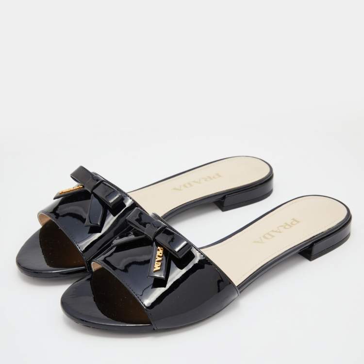 Pre Owned Prada Black Patent Leather Logo Bow Detail Flat Slides Size 36.5
