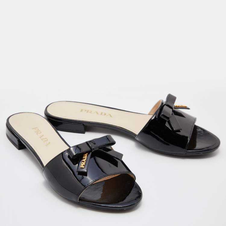 Pre Owned Prada Black Patent Leather Logo Bow Detail Flat Slides Size 36.5