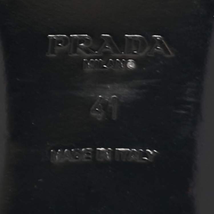 Pre Owned Prada Silver Leather Studded Flat Slides Size 41   