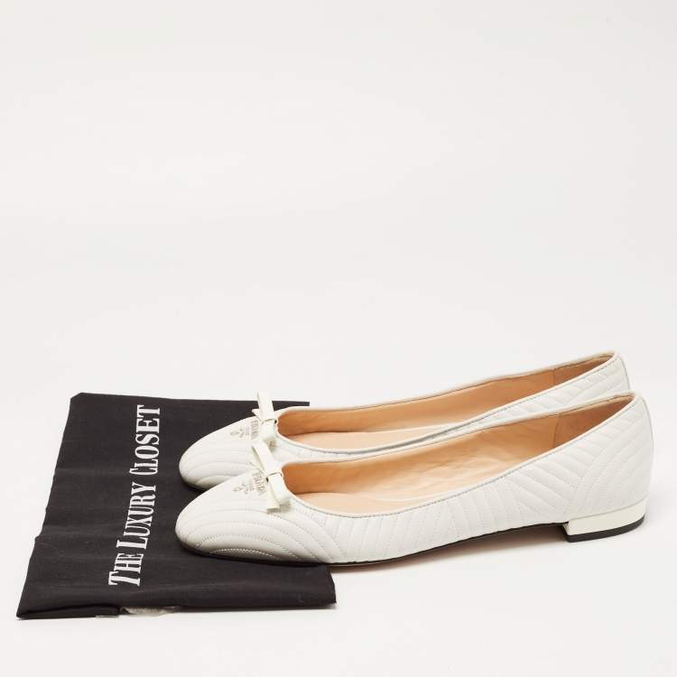 Pre Owned Prada White Quilted Leather Bow Ballet Flats Size 42