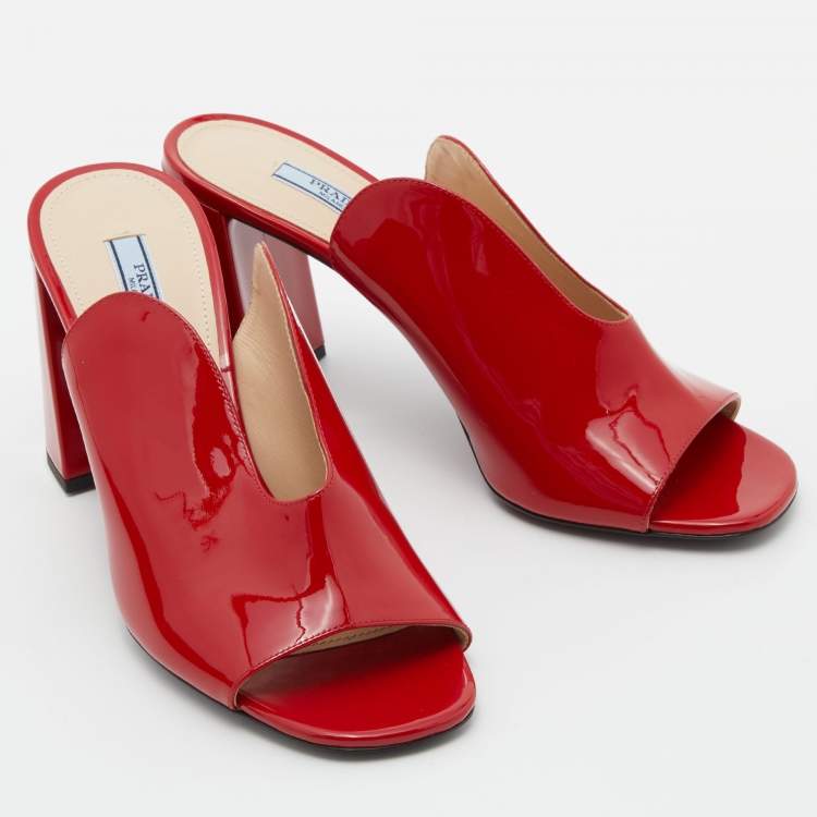 Pre Owned Prada Red Patent Leather Cut Out Mules Size 39.5
