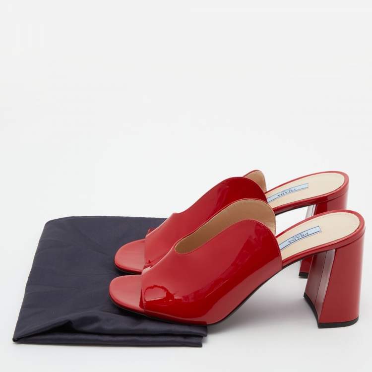 Pre Owned Prada Red Patent Leather Cut Out Mules Size 39.5