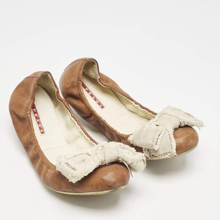 Pre Owned Prada Sport Brown/White Leather And Canvas Scrunch Bow Ballet Flats Size 37.5