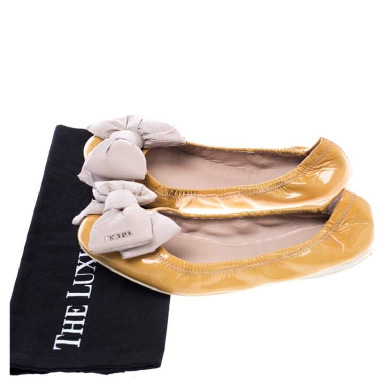 Pre Owned Prada Mustard Patent Leather Bow Ballet Flats Size 39