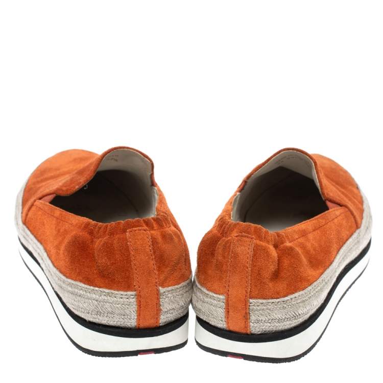 مملوكة مسبقًا Prada Sport Orange Suede Espadrille Sneakers 37.5