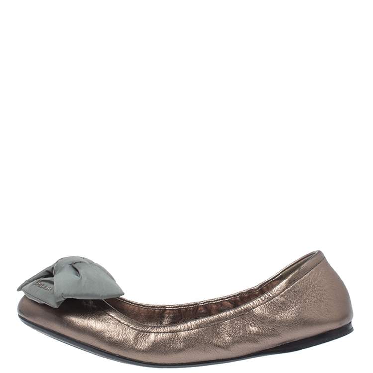 Pre Owned Prada Sport Metallic Bronze Leather Bow Detail Scrunch Ballet Flats Size 40