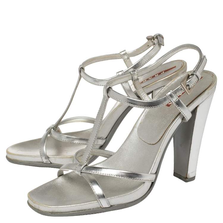 مملوكة مسبقًا Prada Sport Silver Metallic Leather T-Strap Sandals Size 37