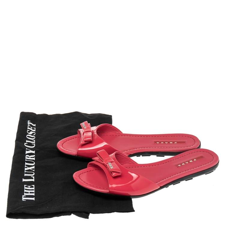 Pre Owned Prada Pink Patent Leather Bow Flat Sandals Size 37