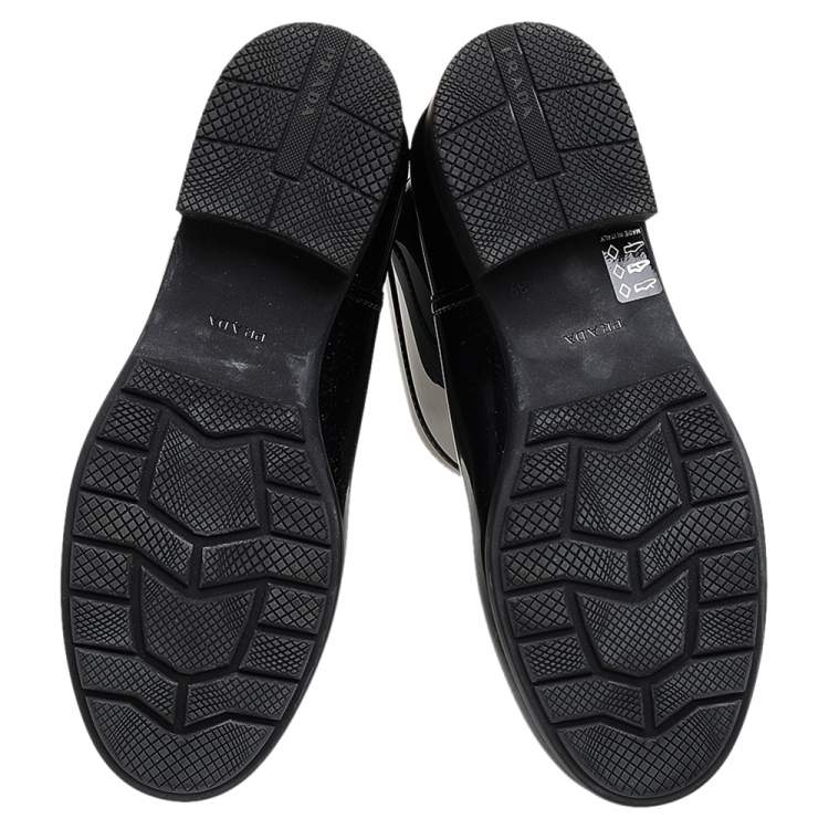 مملوكة مسبقًا Prada Sport Black Rubber Rain Boots Size 39