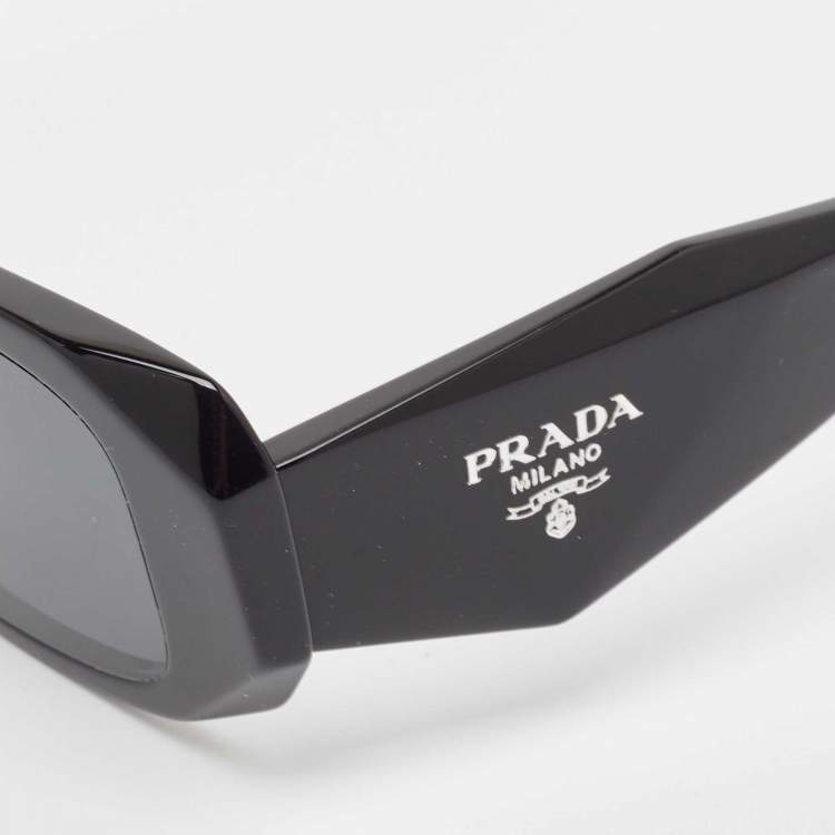 Pre Owned Prada Black SPR17W Symbole Rectangular Sunglasses