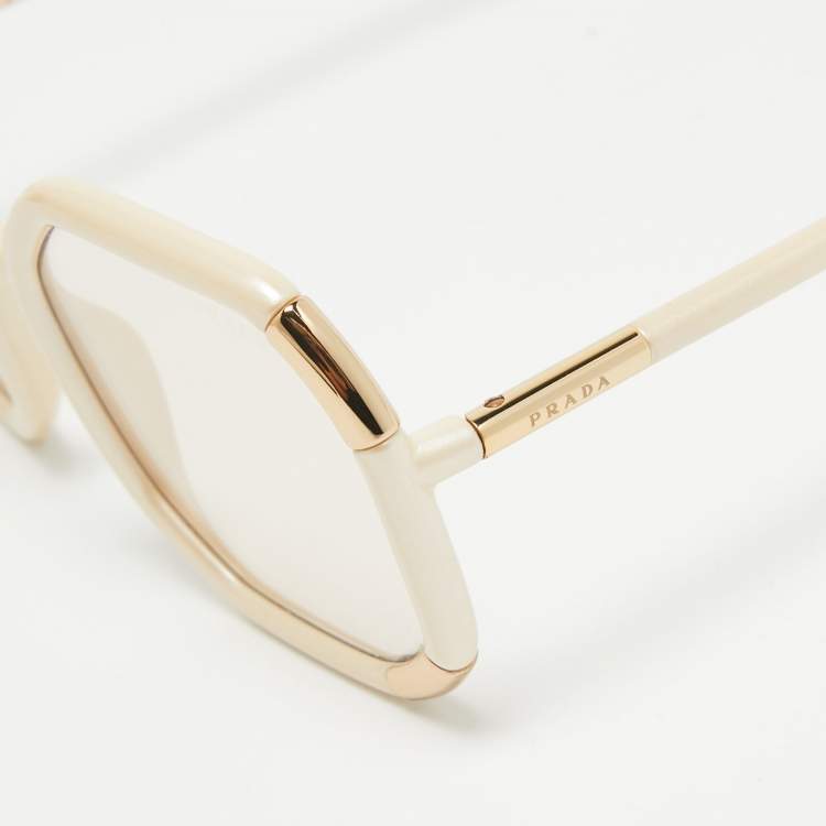 Pre Owned Prada Cream SPR20X Geometric Frame Oversized Sunglasses