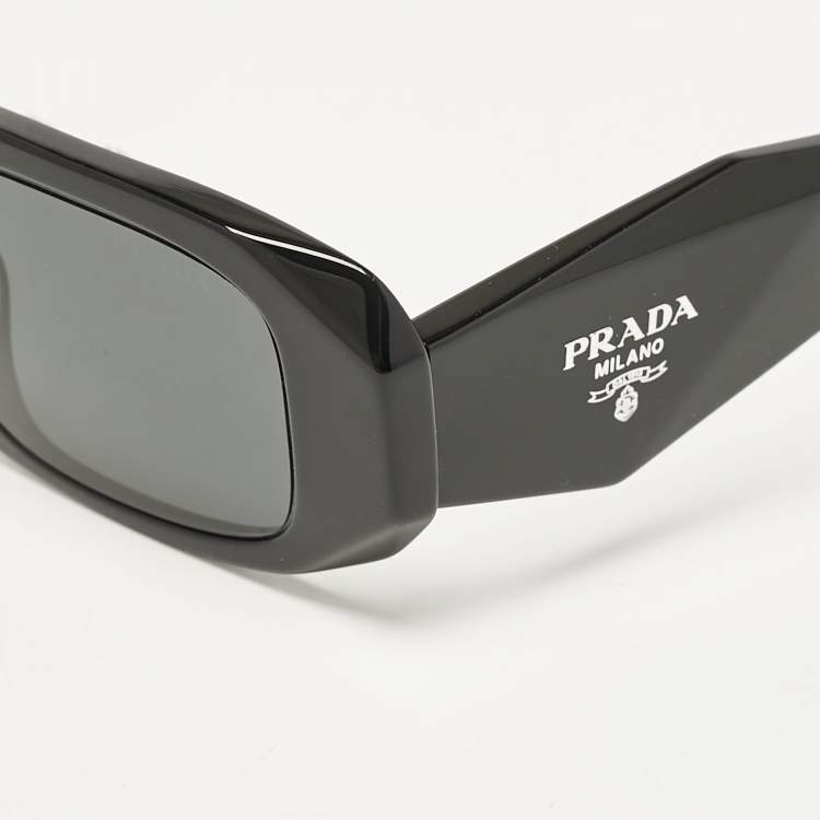 Pre Owned Prada Black SPR 17W-F Symbole Rectangular Sunglasses