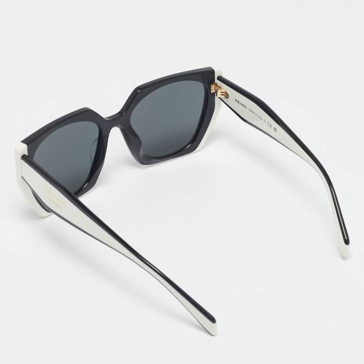 Pre Owned Prada  Black Black/White SPR15W Sunglasses