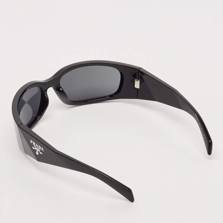 مملوكة مسبقًا Prada Black SPR A14 Shield Sunglasses