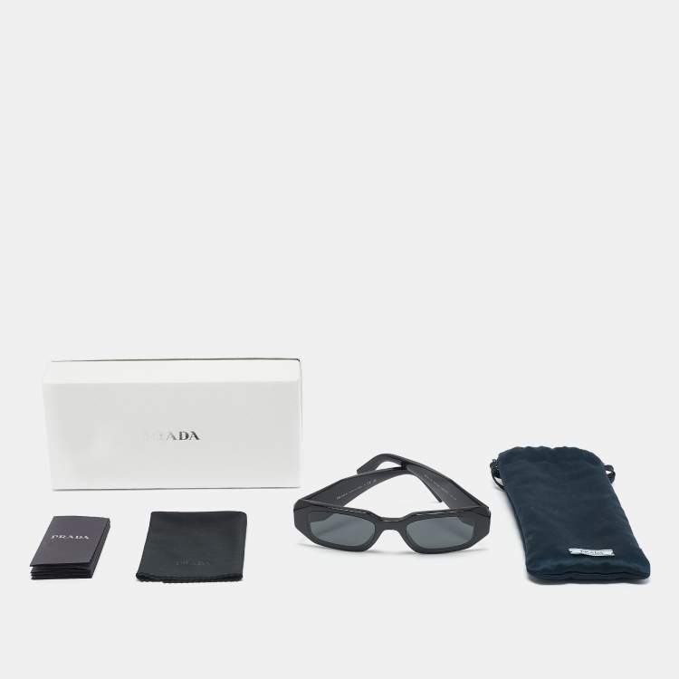 Pre Owned Prada Black SPR 17W Symbole Rectangle Sunglasses