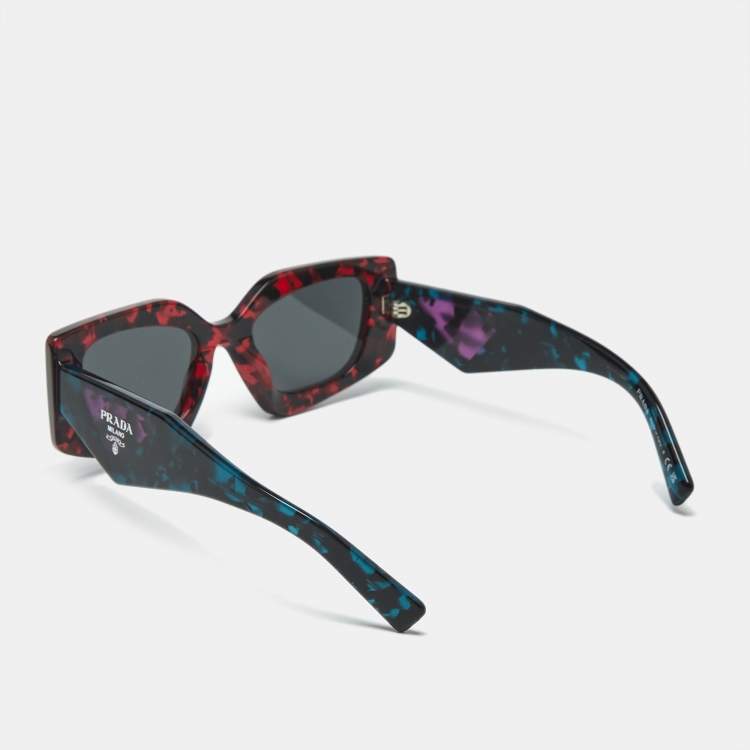 Pre Owned Prada Red/Black SPR 15Y Frame Cat Eye Sunglasses