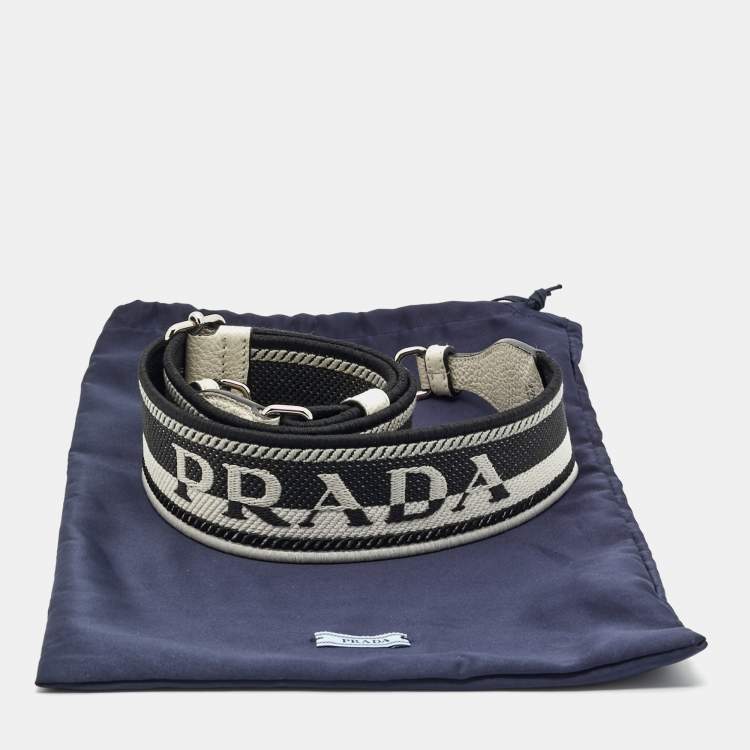 مملوكة مسبقًا Prada Stripe Bag Shoulder Strap Black/White Canvas and Leather