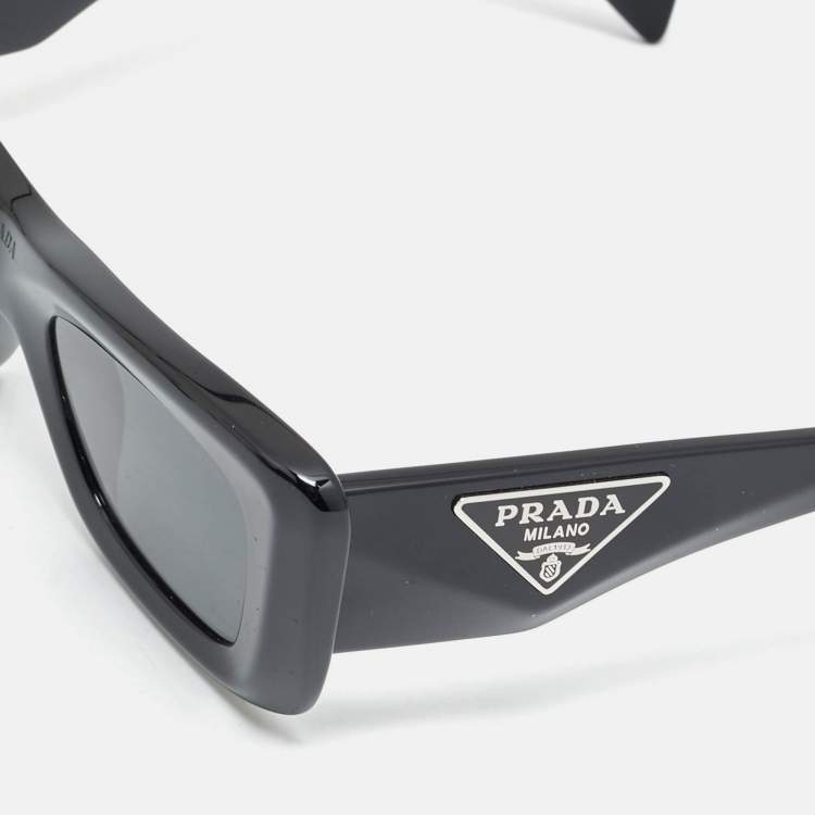 Pre Owned Prada Black SPR 13Z Symbole Cat Eye Sunglasses