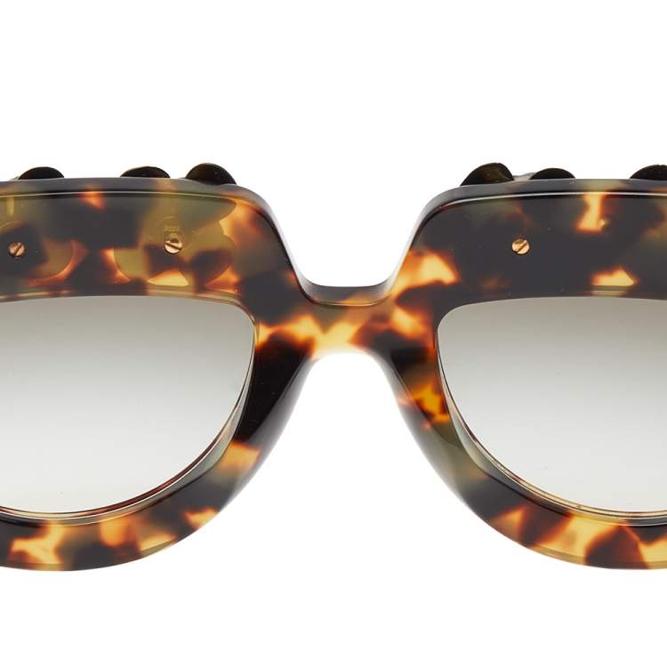 Pre Owned Prada Tortoise Shell/Grey Gradient SPR 26P Flower Poeme Sunglasses