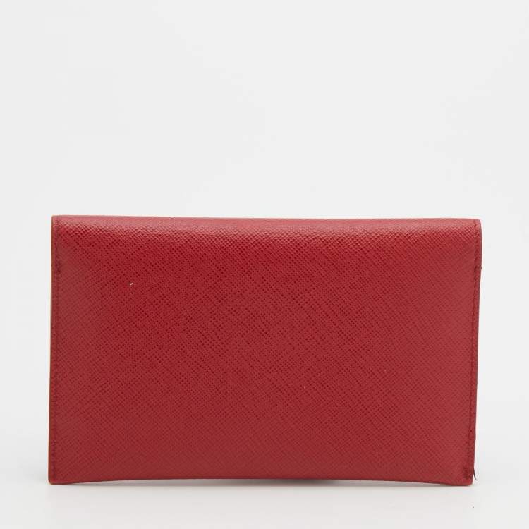 Pre Owned Prada Red Saffiano Leather Passport Cover 