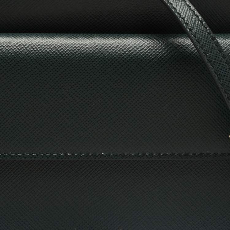 مملوكة مسبقًا Prada Green Saffiano Leather Smartphone Case