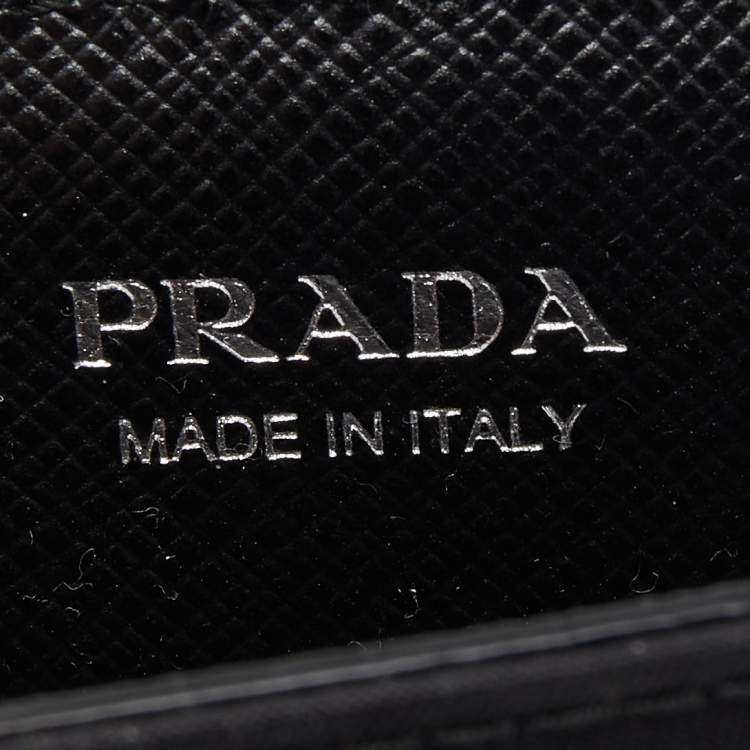 مملوكة مسبقًا Prada Black Nylon Airpods Pro Case with Adjustable Strap