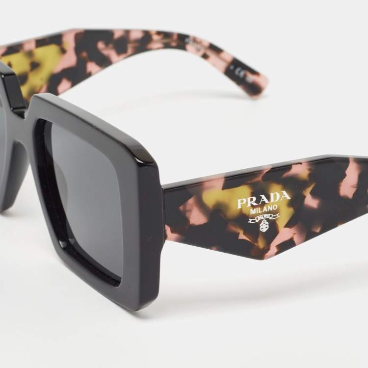 Pre Owned Prada Black/Pink SPR23Y Symbole Square Sunglasses