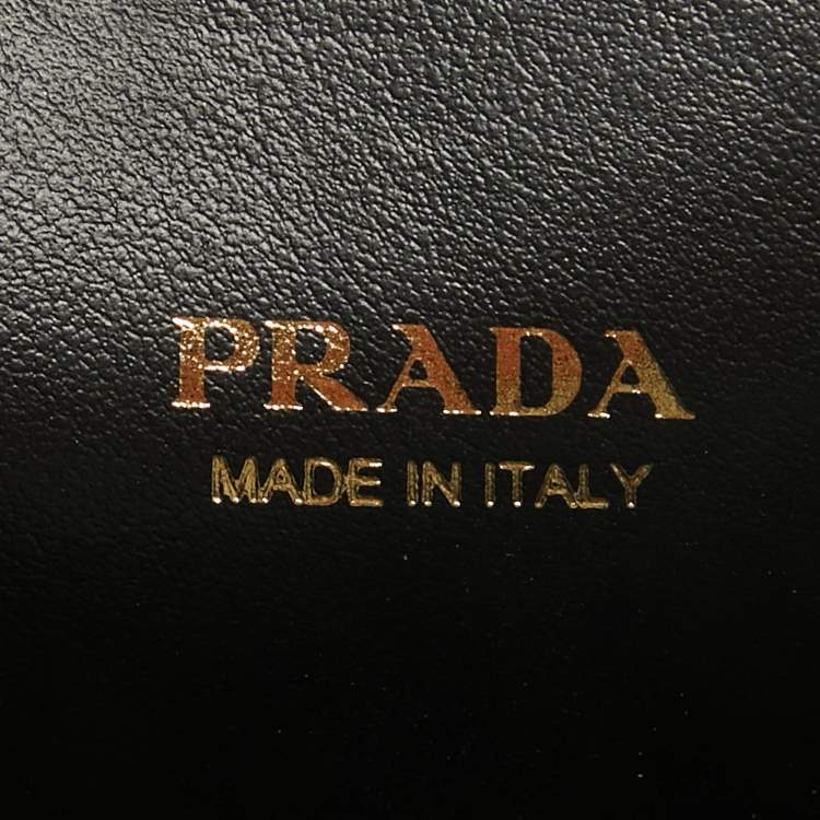 Pre Owned Prada Black Saffiano Lux Leather Phone Crossbody Bag