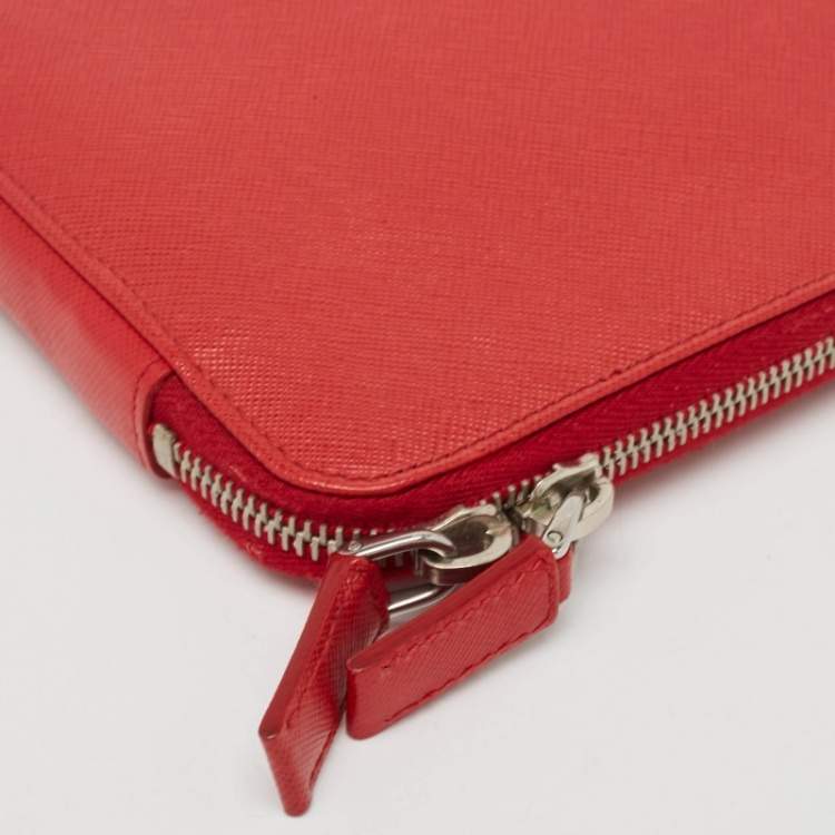 Pre Owned Prada Red Saffiano Lux Leather Zip Around iPad Case