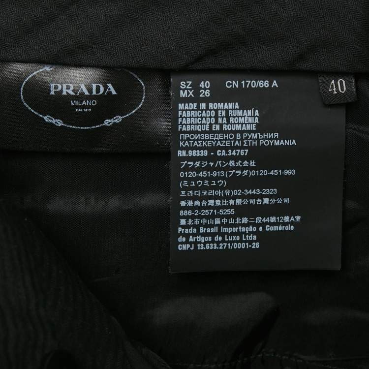 Pre Owned Prada Black Lipstick Print Wool Capri Pants S