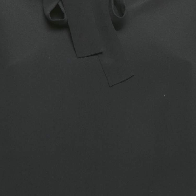 مملوكة مسبقًا بلوزة برادا حرير أسود بتفاصيل ربطة عنق مقاس متوسط - ميديم