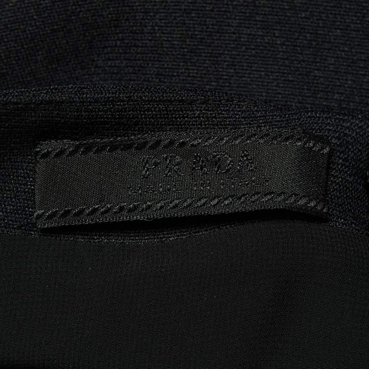 Pre Owned فساتين برادا كريب أسود بلا أكمام قصيرة مقاس متوسط (ميديوم)