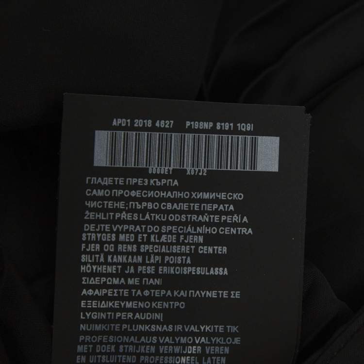 Pre Owned تنورة برادا ساتان سوداء بتقليم ريش ميدي مقاس كبير