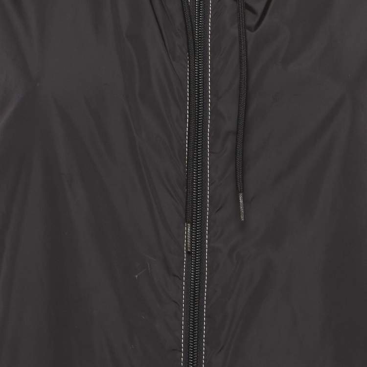 مملوكة مسبقًا جاكيت برادا نايلون أسود مقاس كبير (لارج)