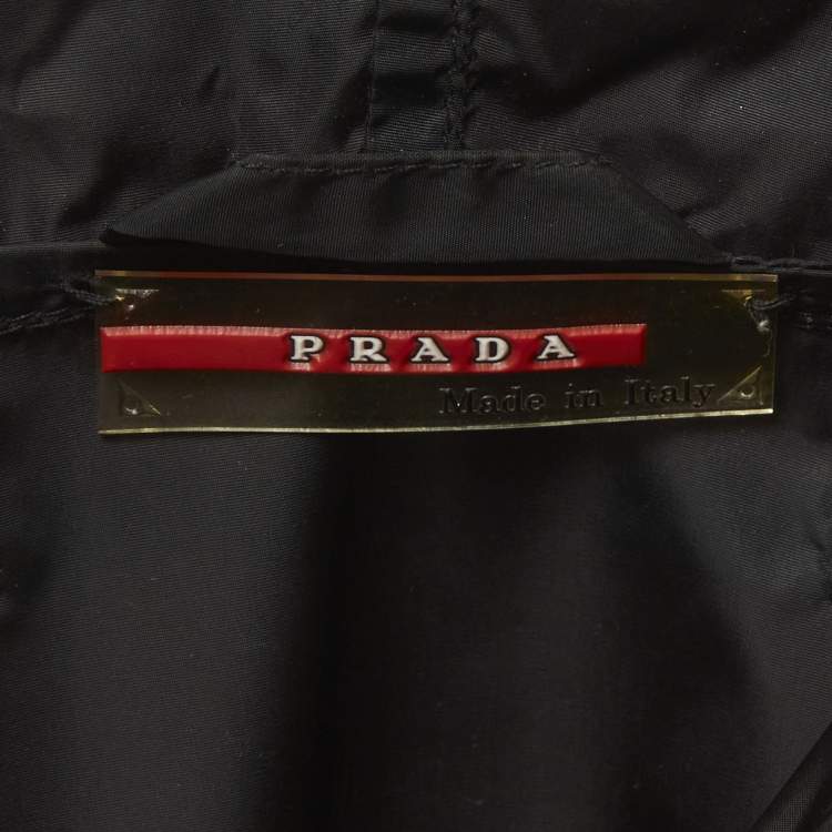 مملوكة مسبقًا جاكيت برادا نايلون أسود مقاس كبير (لارج)