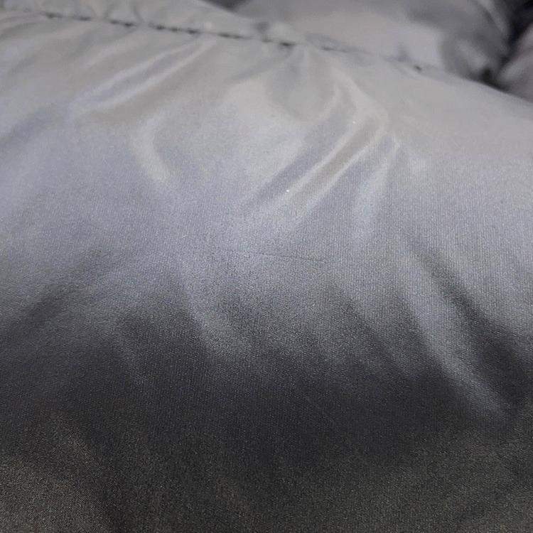 مملوكة مسبقًا فيست برادا كروب جاكيت مبطن بشعار مثلثي مقاس 40 أسود نايليون 100%