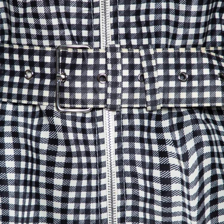 مملوكة مسبقًا Prada Monochrome Checkered Silk Zip Front Belted Coat M