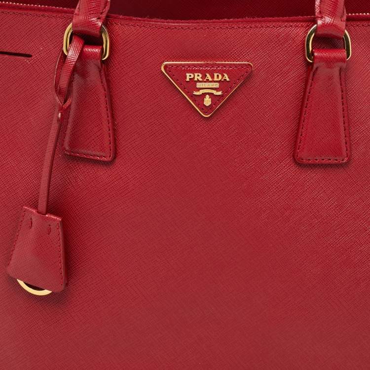 Pre Owned Prada Red Saffiano Leather Large Galleria Double Zip Tote