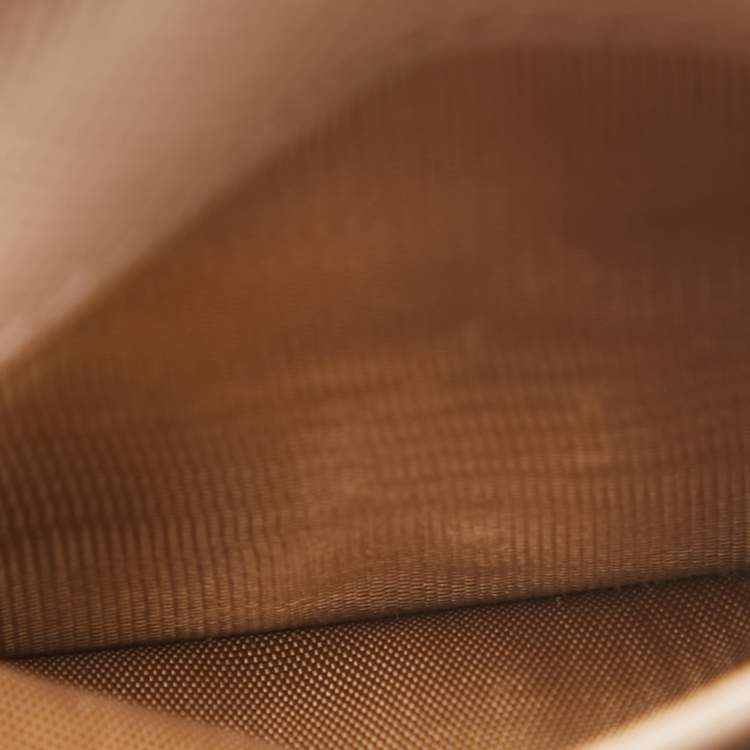 مملوكة مسبقًا Prada Beige Saffiano Metal Leather Card Holder 
