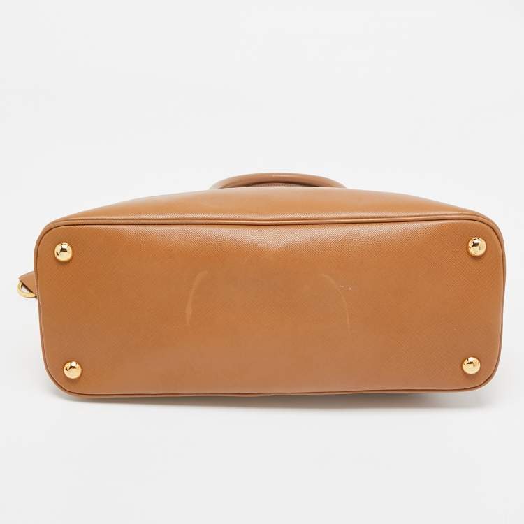 Pre Owned Prada Brown Saffiano Lux Leather Medium Promenade Bag