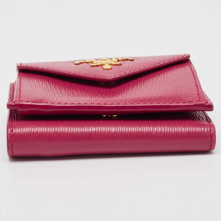 Pre Owned Prada Pink Vitello Move Leather Envelope Trifold Compact Wallet