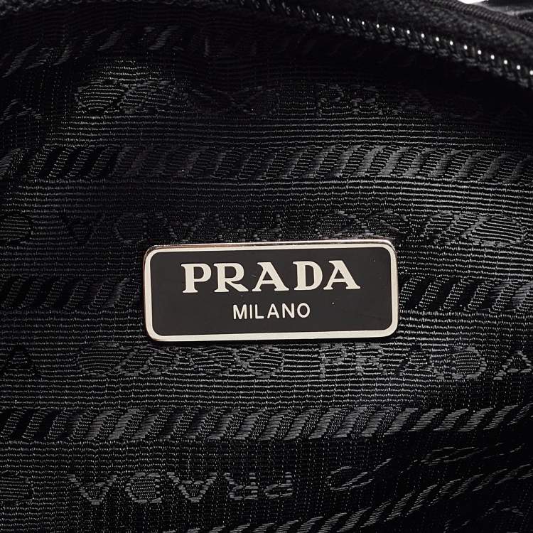 Pre Owned Prada Black Nylon Re-Edition 2000 Baguette Bag
