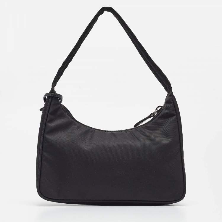 Pre Owned Prada Black Nylon Re-Edition 2000 Baguette Bag