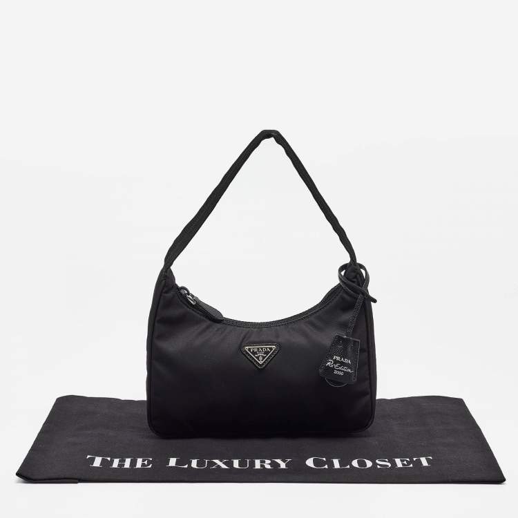 Pre Owned Prada Black Nylon Re-Edition 2000 Baguette Bag