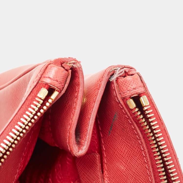 Pre Owned Prada Red Saffiano Lux Leather Large Galleria Double Zip Tote