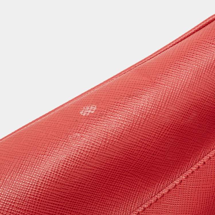 Pre Owned Prada Red Saffiano Lux Leather Large Galleria Double Zip Tote