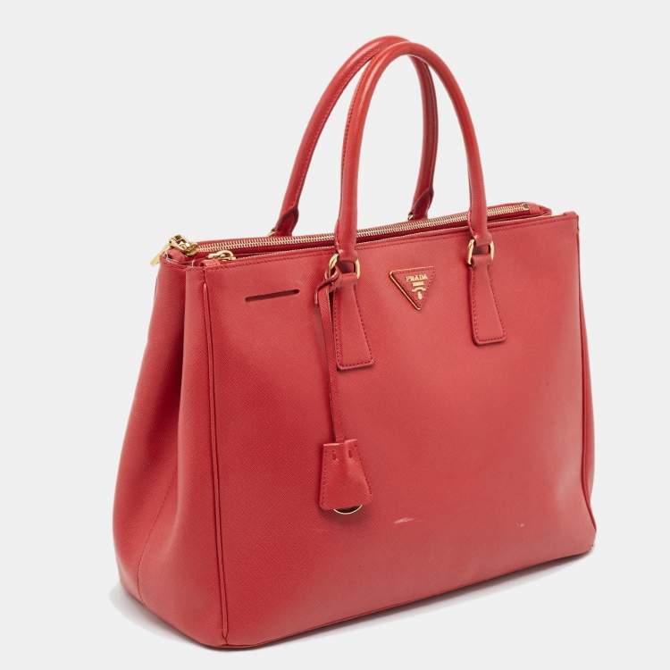 Pre Owned Prada Red Saffiano Lux Leather Large Galleria Double Zip Tote