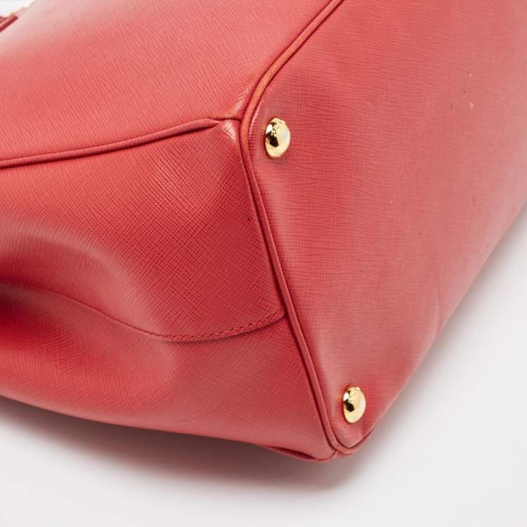 Pre Owned Prada Red Saffiano Lux Leather Large Galleria Double Zip Tote