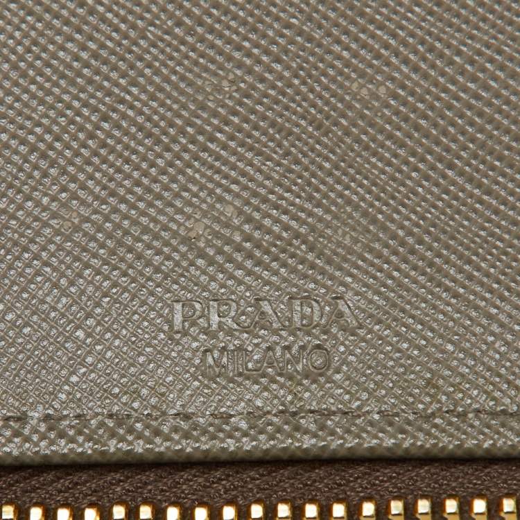 Pre Owned Prada Grey Saffiano Oro Leather Cheque Book Zip Wallet